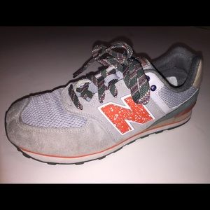 New Balance 574 Lifestyle shoes boys girls 6 Y 7.5